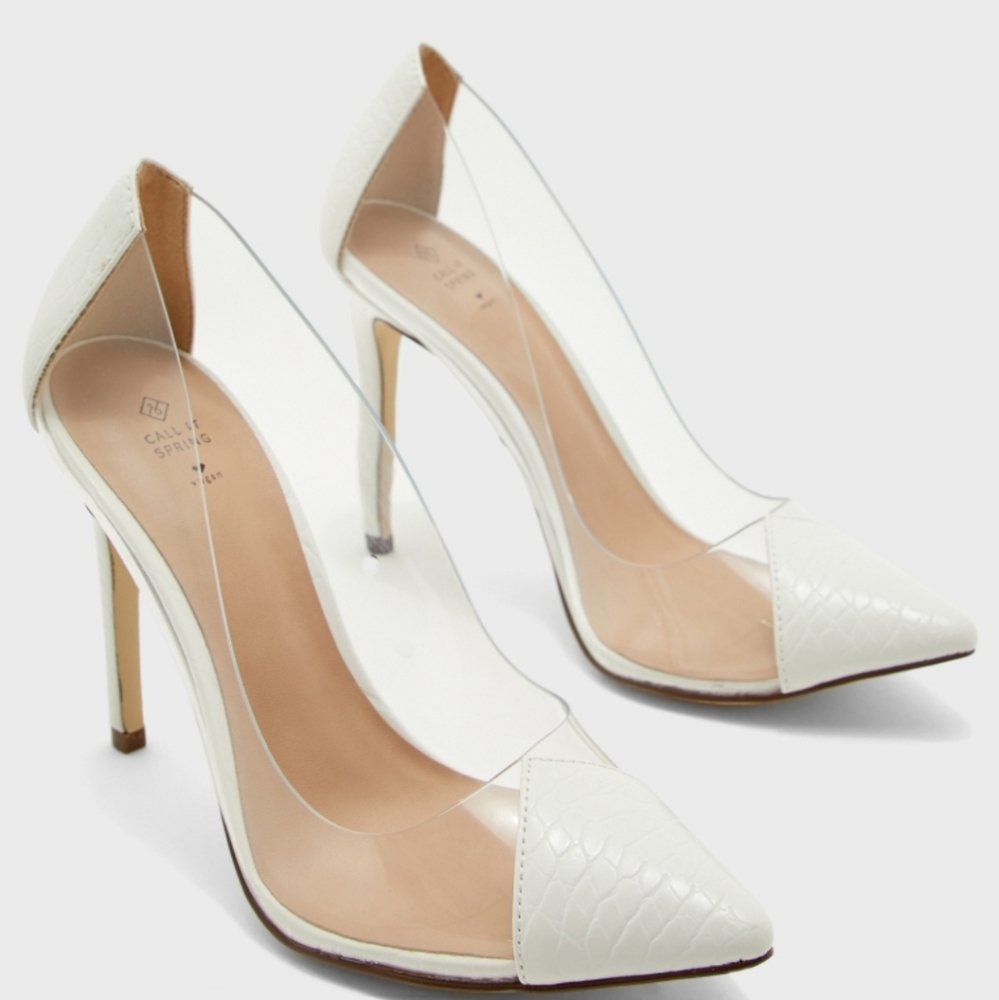 White/Clear Pumps